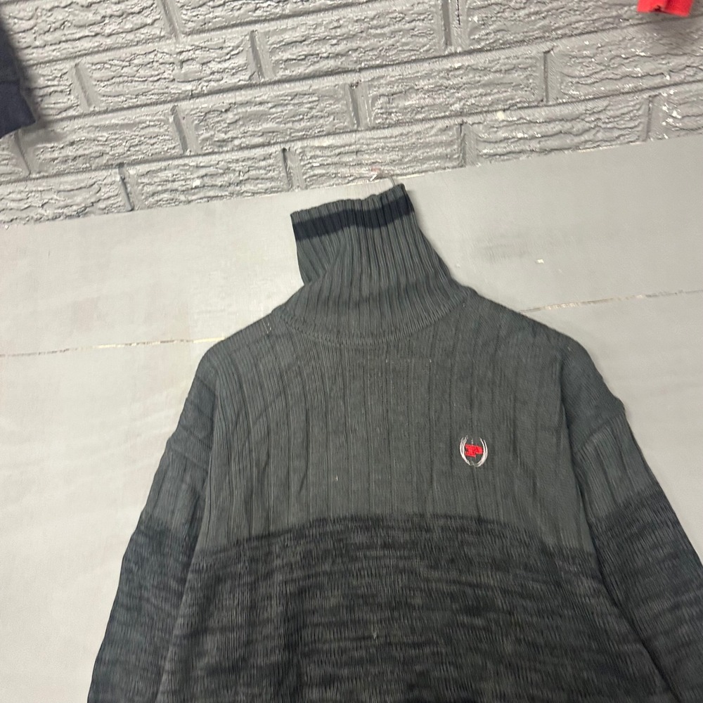 Vintage P Logo Ribbed‎ Turtleneck Sweater Mens XL Grey Black Colorblock Knit